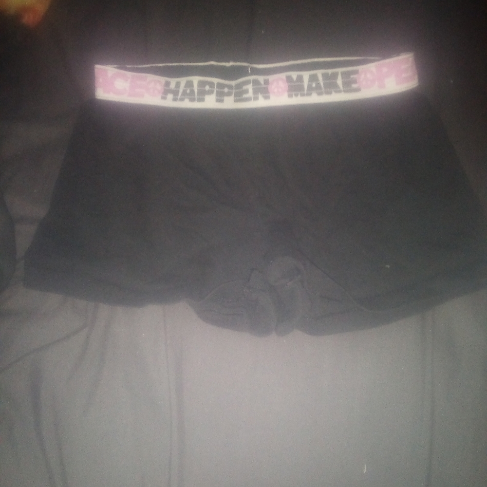 Shorts - Picture 2 of 2